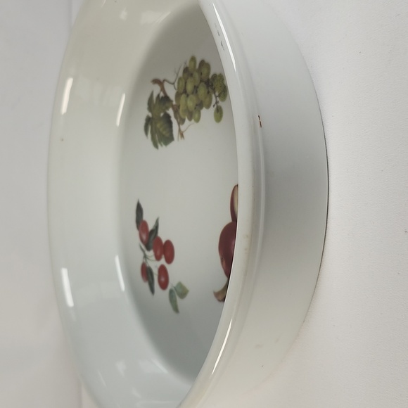 Beautiful 11 Inch Serving Dish Casserole with Basket - Oven Safe - Picture 15 of 16